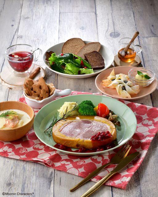 「ムーミンカフェ」で北欧のクリスマス体験！「冬の食卓ディナーコース」がスタート